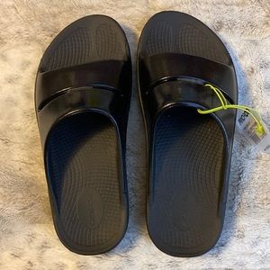 Womens OOFOS Ooahhh Luxe Slide